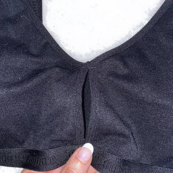 Juicy Couture Sport Bralette Purple & Black Sport Bra Set size Large - Picture 4 of 7